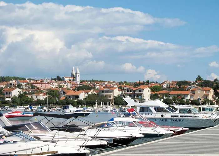 Ap4 By Interhome * 梅杜林